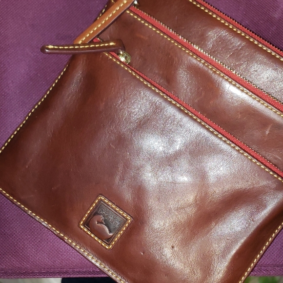 NEW DOONEY & BURKE Leather Triple Zip - Picture 6 of 8
